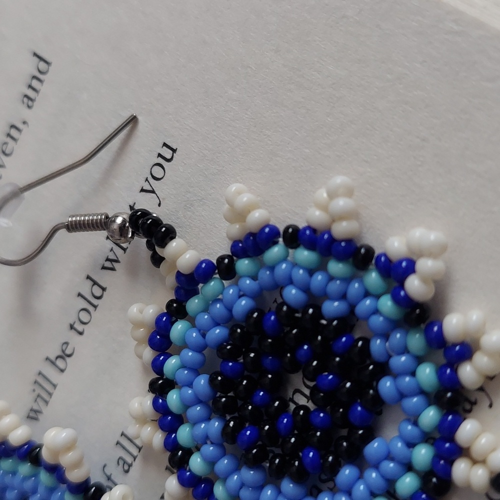 Handmade Seed Bead Dangle Flower Earrings & Bracelet Set - Picture 4 of 8